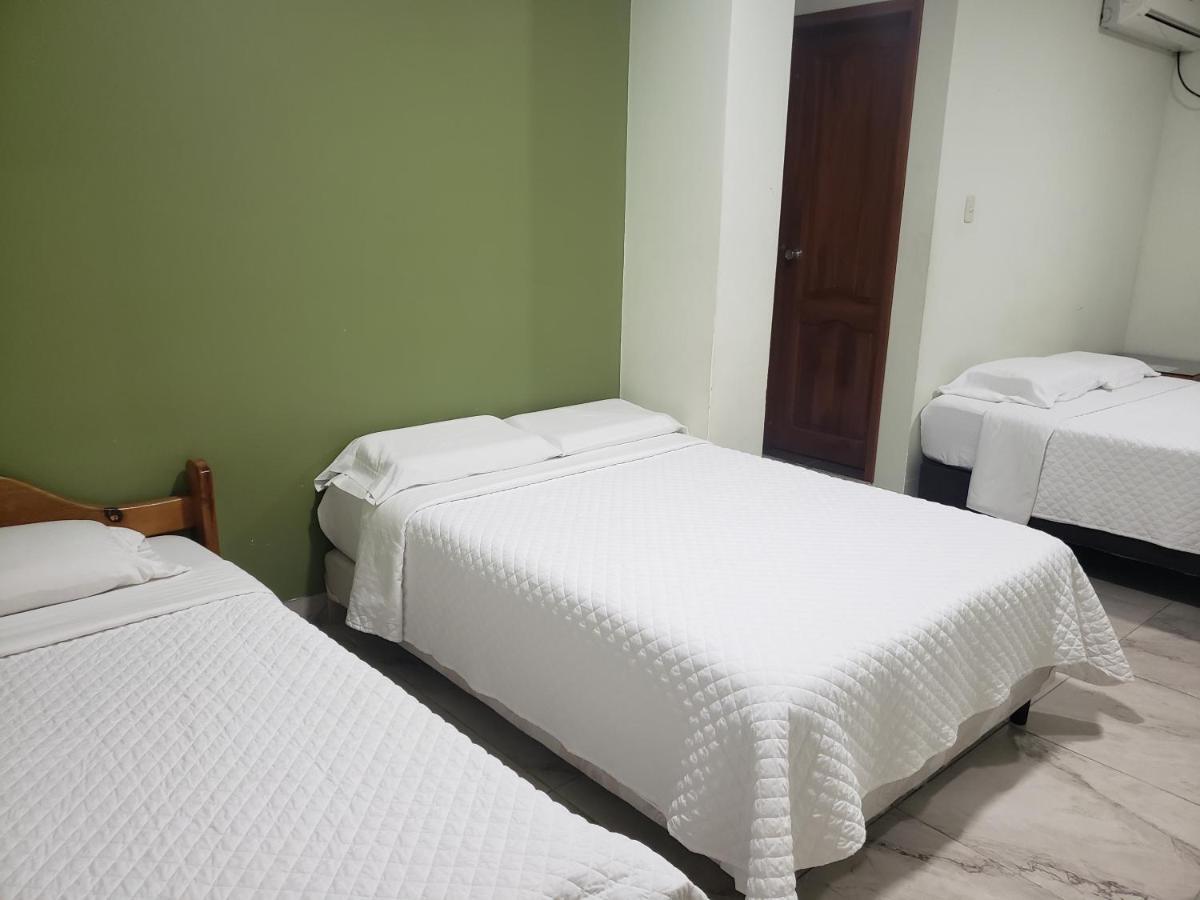 Dc Suites Aeropuerto Guayaquil Exterior photo